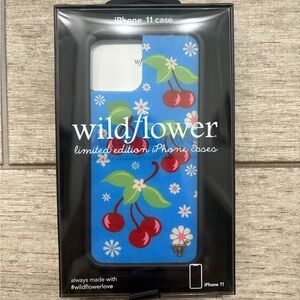 Wildflower Blue Daisy Cherry iPhone 12/Pro case 🌸🍒